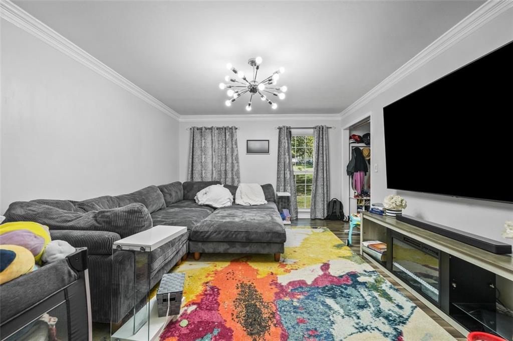 1415 SUMMIT CHASE Drive SW