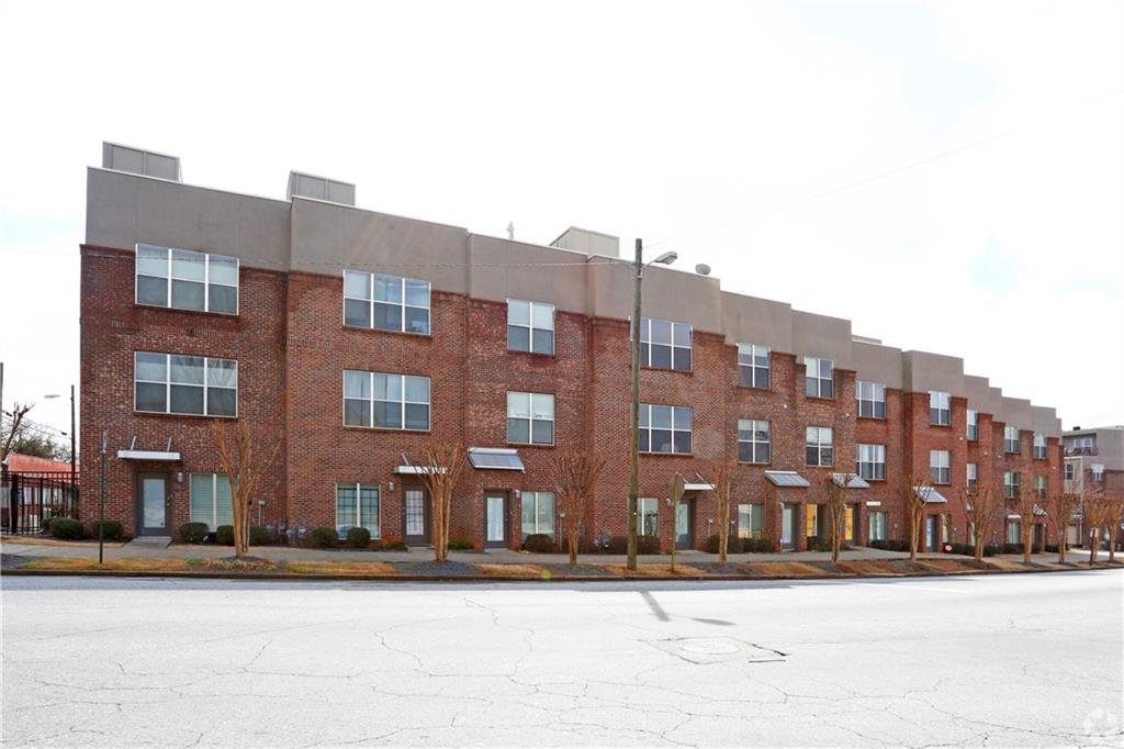 238 WALKER Street SW Unit 8