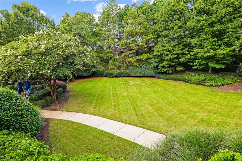 1565 OAKDALE BLUFFS Drive SE