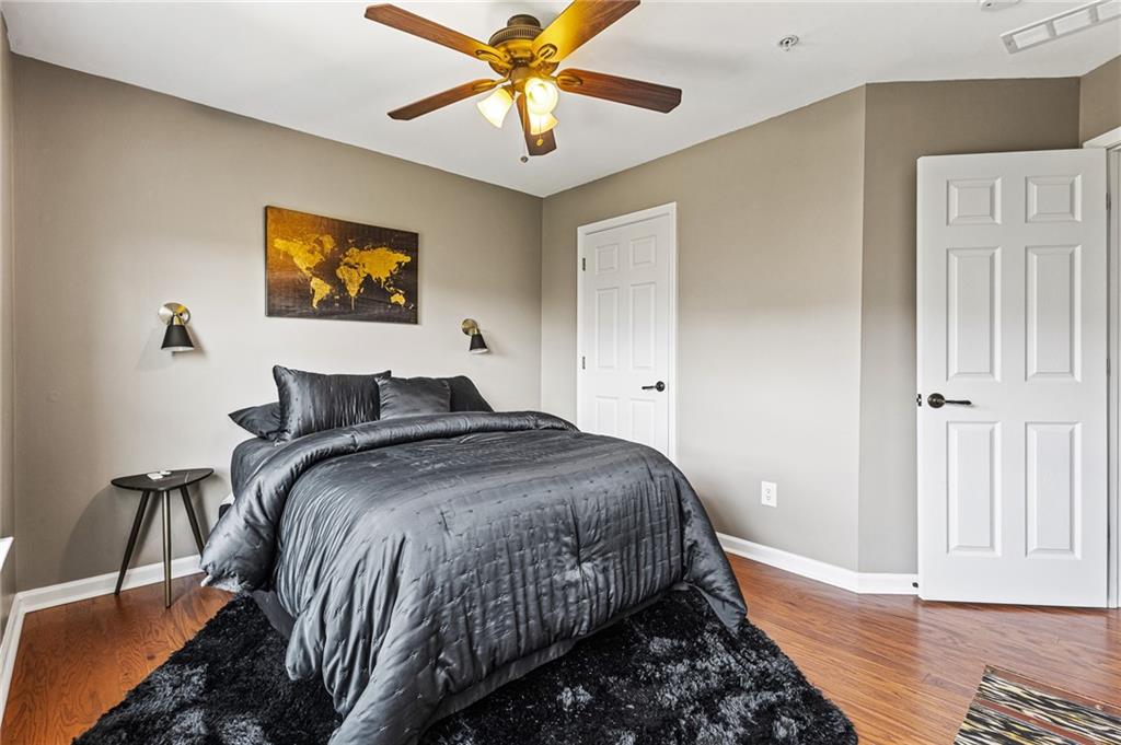 1565 OAKDALE BLUFFS Drive SE