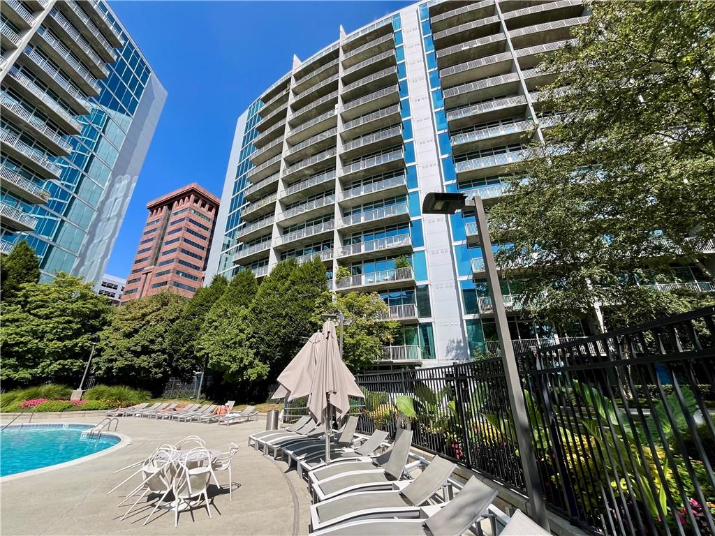 950 W Peachtree Street NW Unit 904
