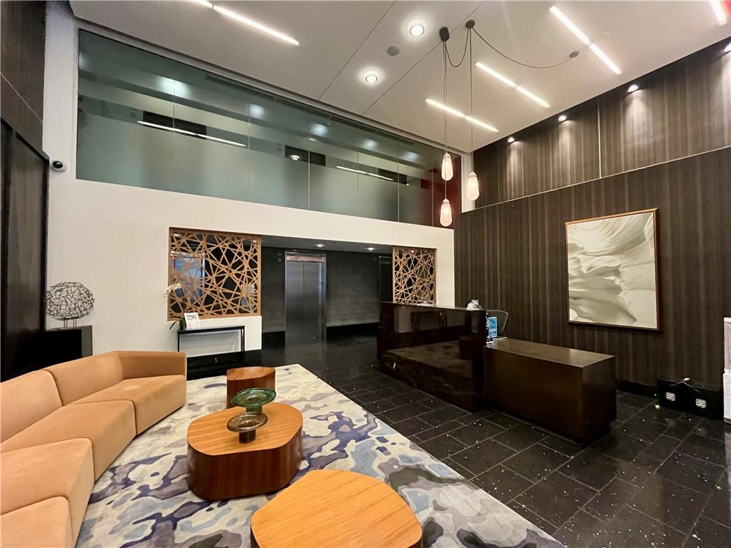 950 W Peachtree Street NW Unit 904