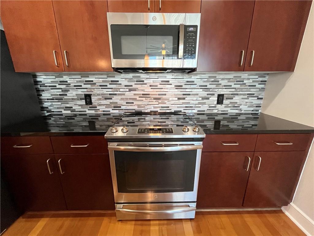 950 W Peachtree Street NW Unit 904