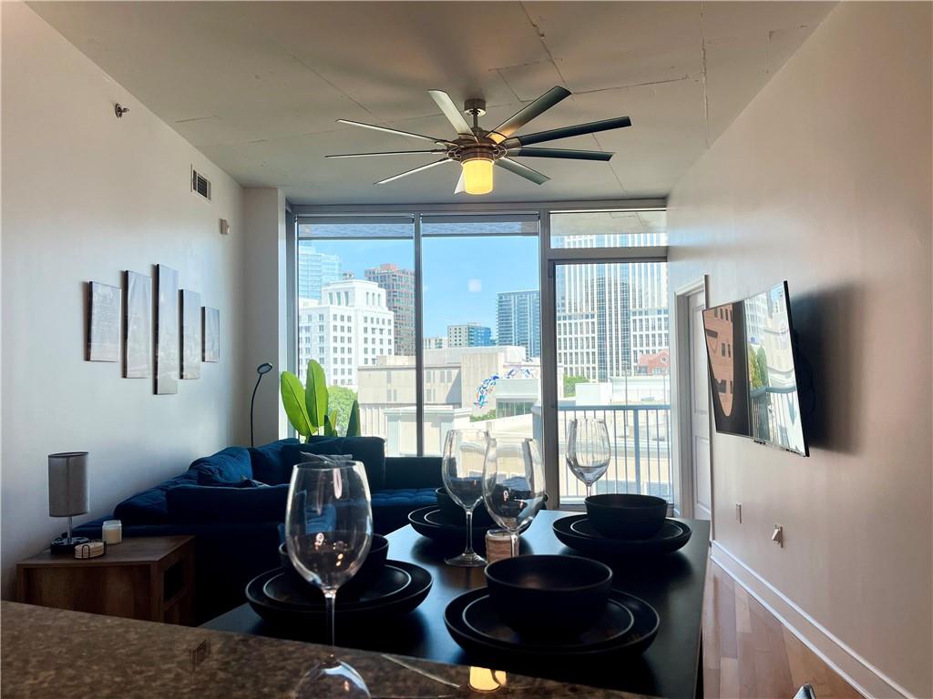 950 W Peachtree Street NW Unit 904