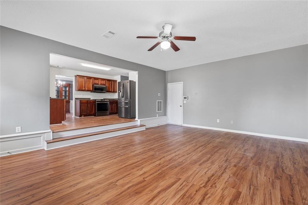 1027 WINDING WOODS Trail