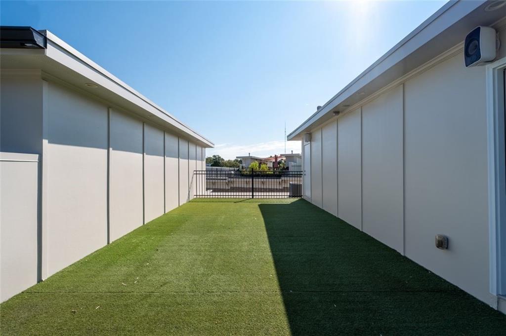 353 Brownstones Circle NE