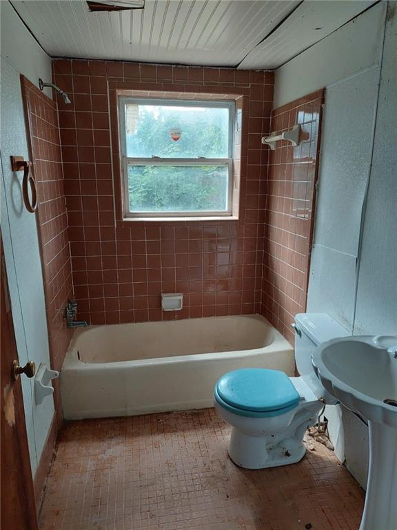 5165 Norman Boulevard