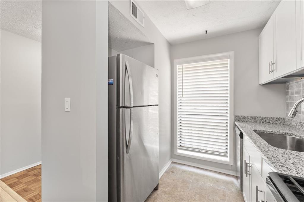 308 CUMBERLAND Court SE