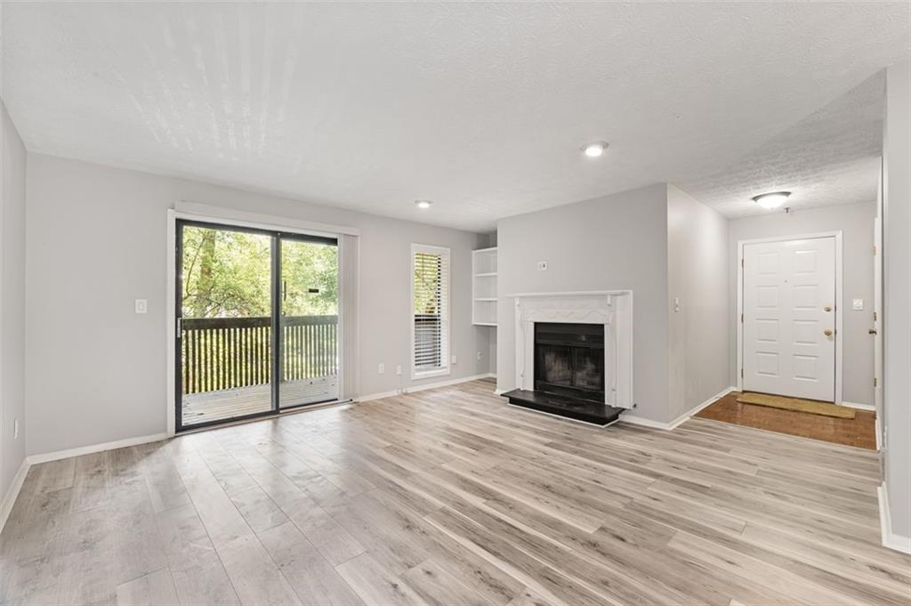 308 CUMBERLAND Court SE