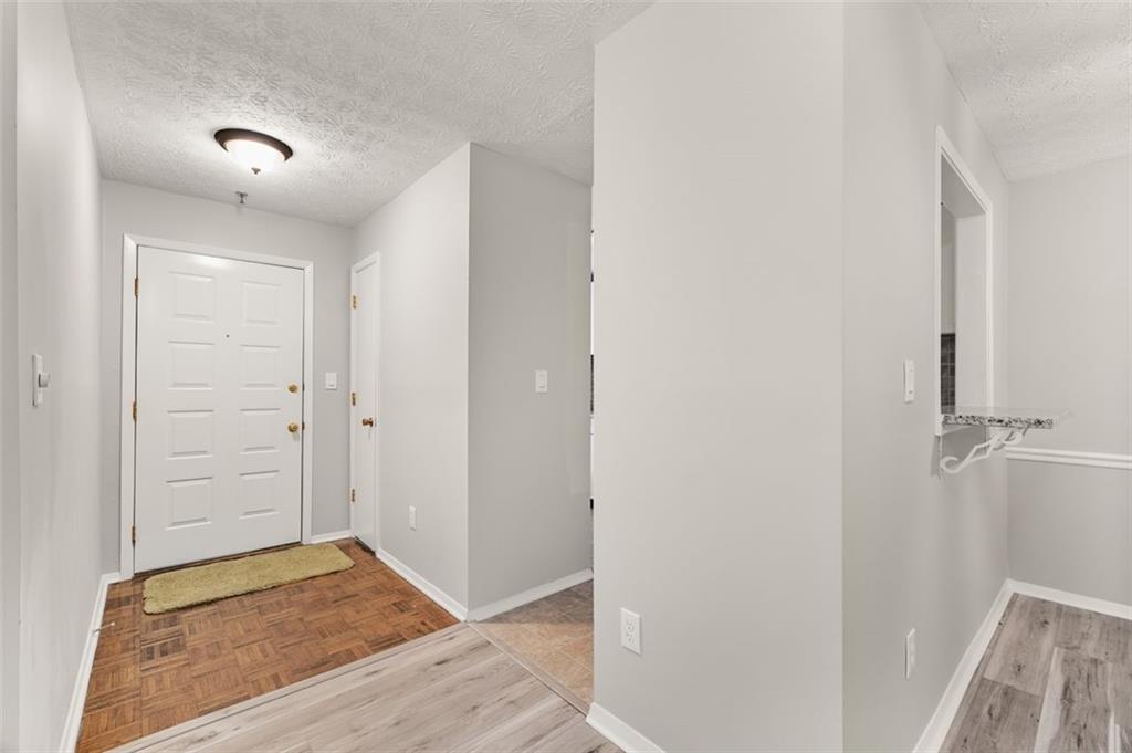 308 CUMBERLAND Court SE