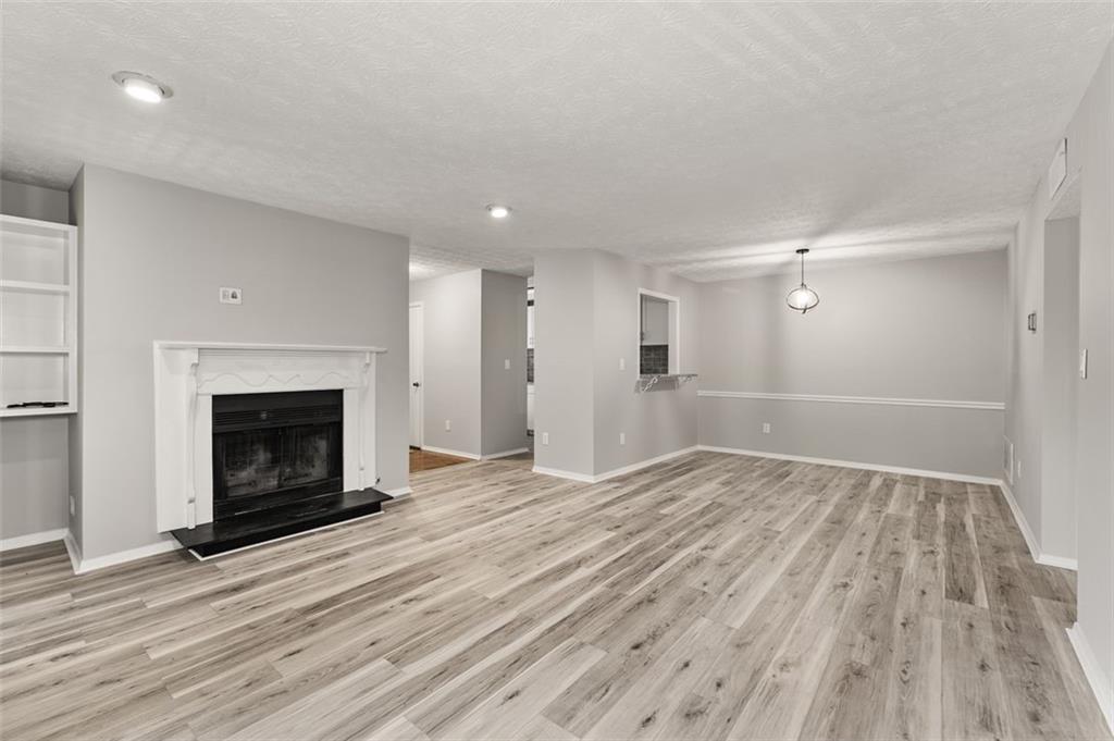 308 CUMBERLAND Court SE