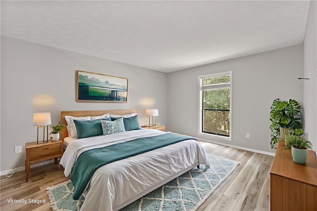 308 CUMBERLAND Court SE