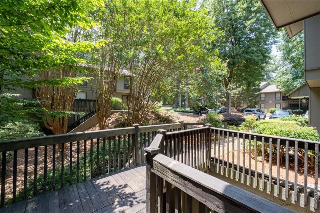 308 CUMBERLAND Court SE