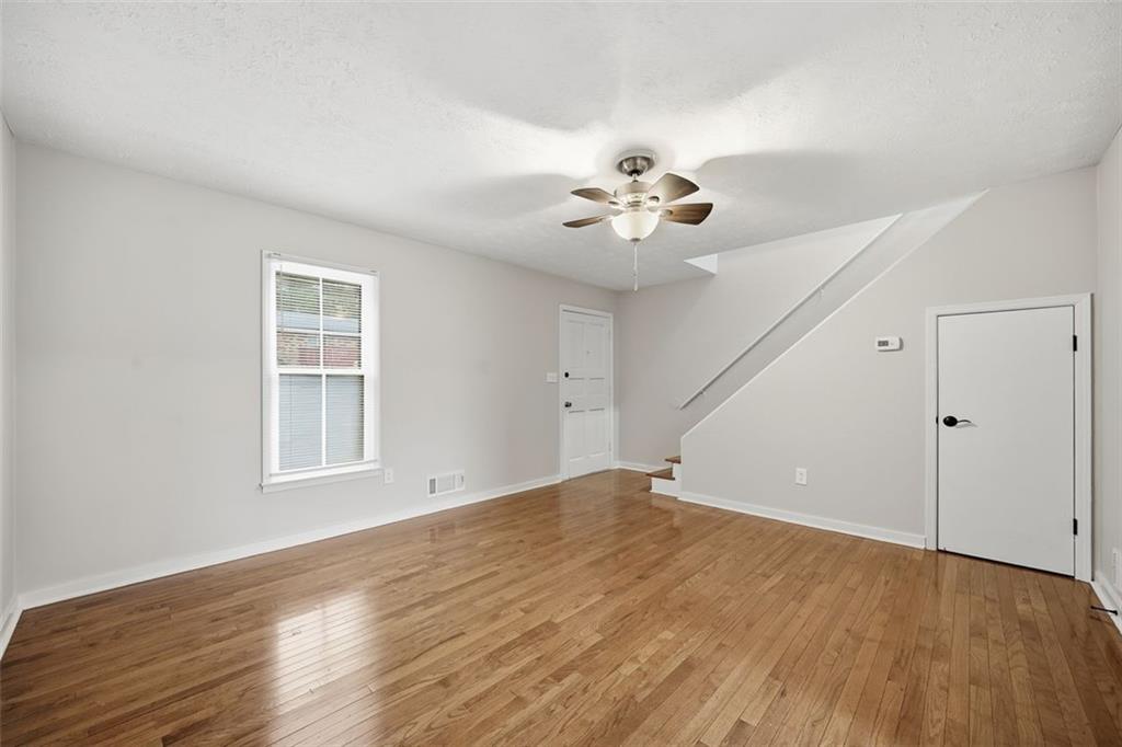 1071 OAKLAND Avenue SE Unit D