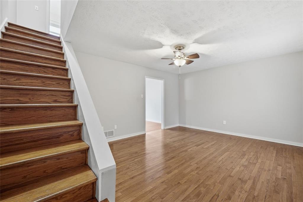 1071 OAKLAND Avenue SE Unit D