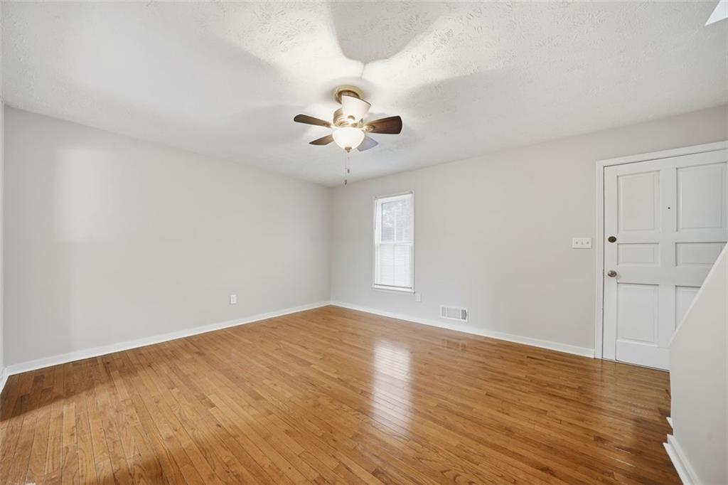 1071 OAKLAND Avenue SE Unit D