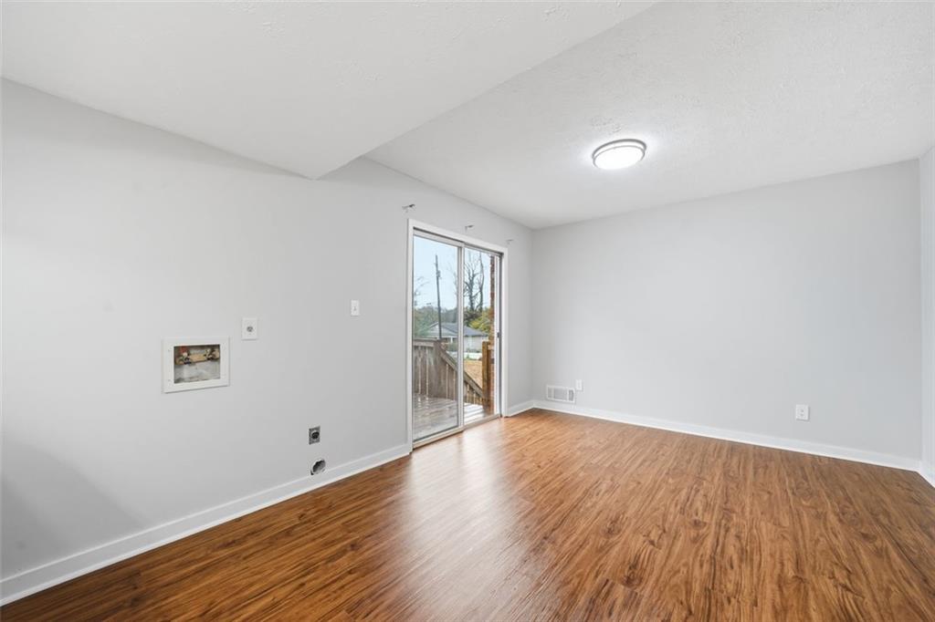 1071 OAKLAND Avenue SE Unit D