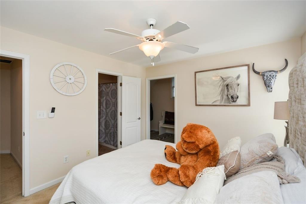 179 WATERSTONE Point