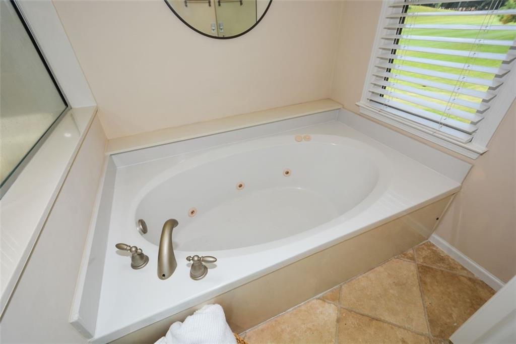 179 WATERSTONE Point