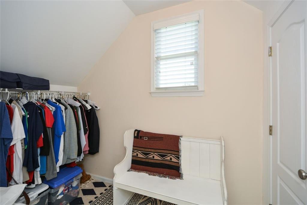 179 WATERSTONE Point