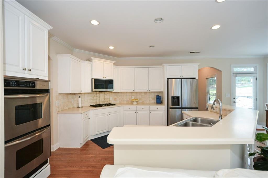 179 WATERSTONE Point