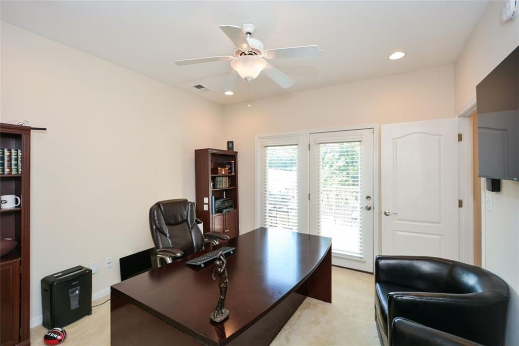 179 WATERSTONE Point