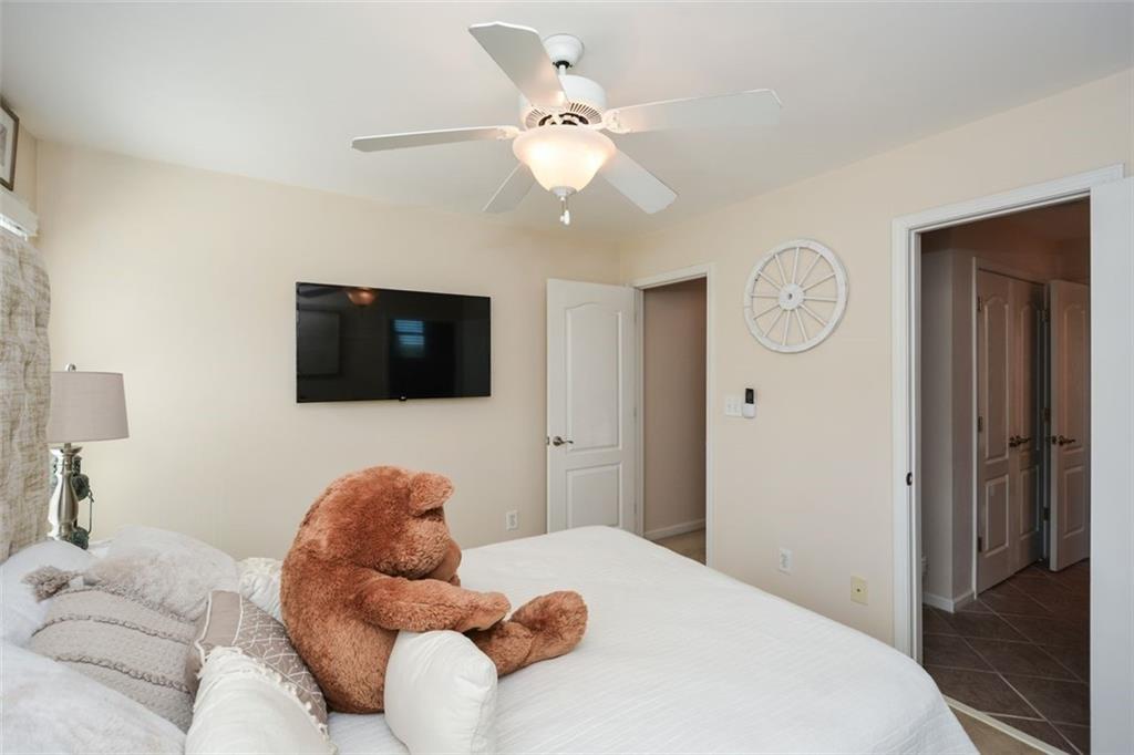 179 WATERSTONE Point