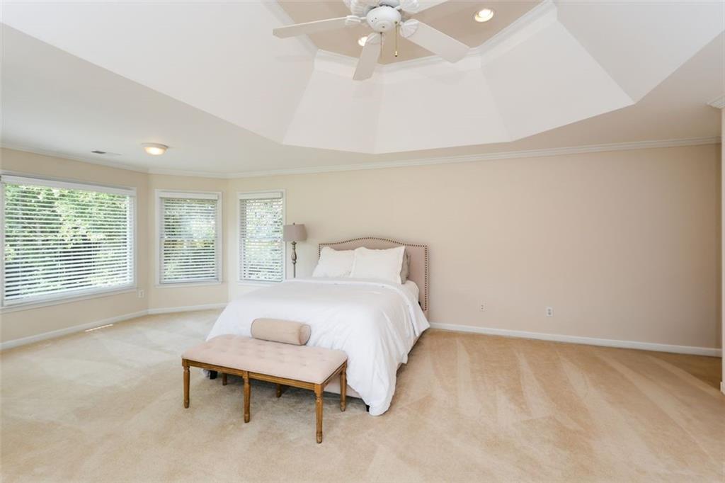 179 WATERSTONE Point