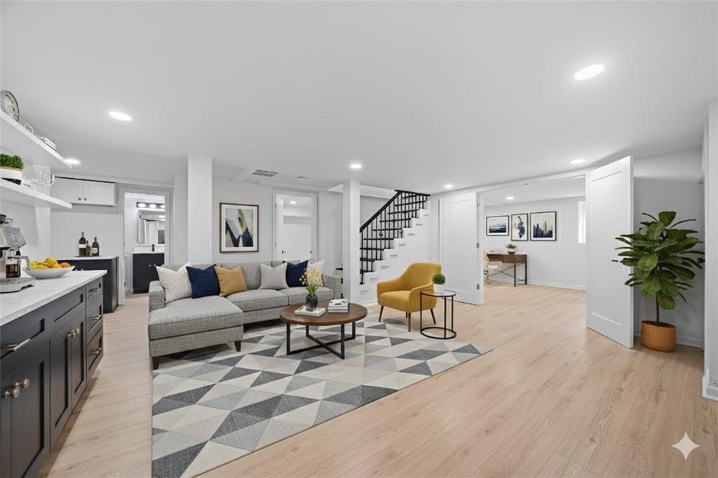 2885 Dale Creek Drive NW