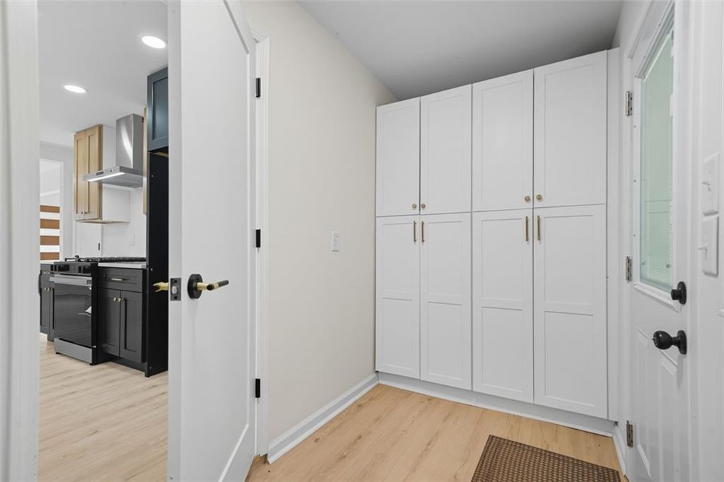 2885 Dale Creek Drive NW