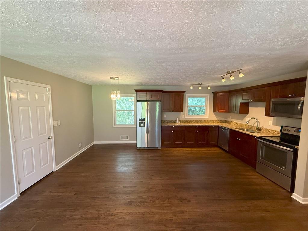 4428 COLONY EAST Drive