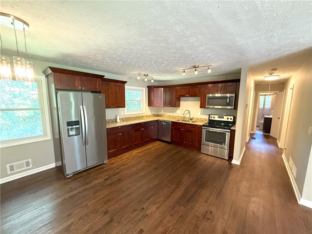 4428 COLONY EAST Drive