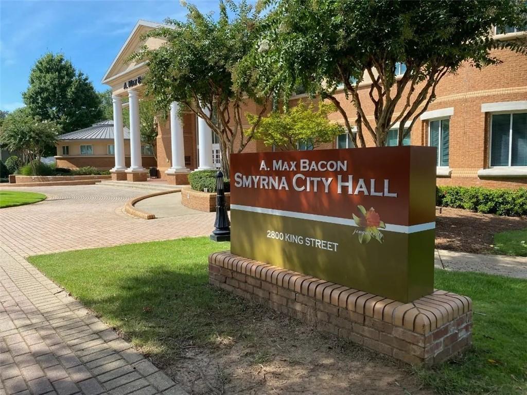 2323 BRACKETT Road SW