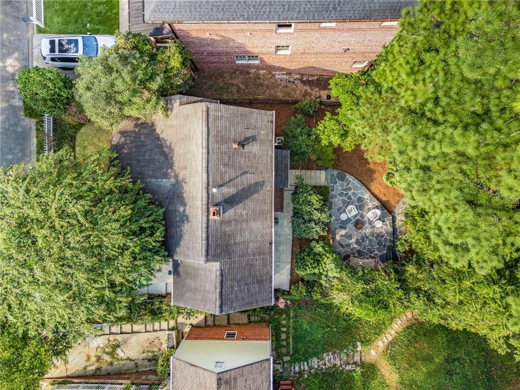 2323 SHENANDOAH Avenue NE