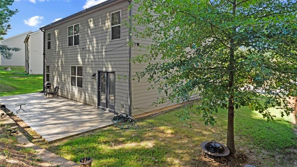 816 LAKE CHASE