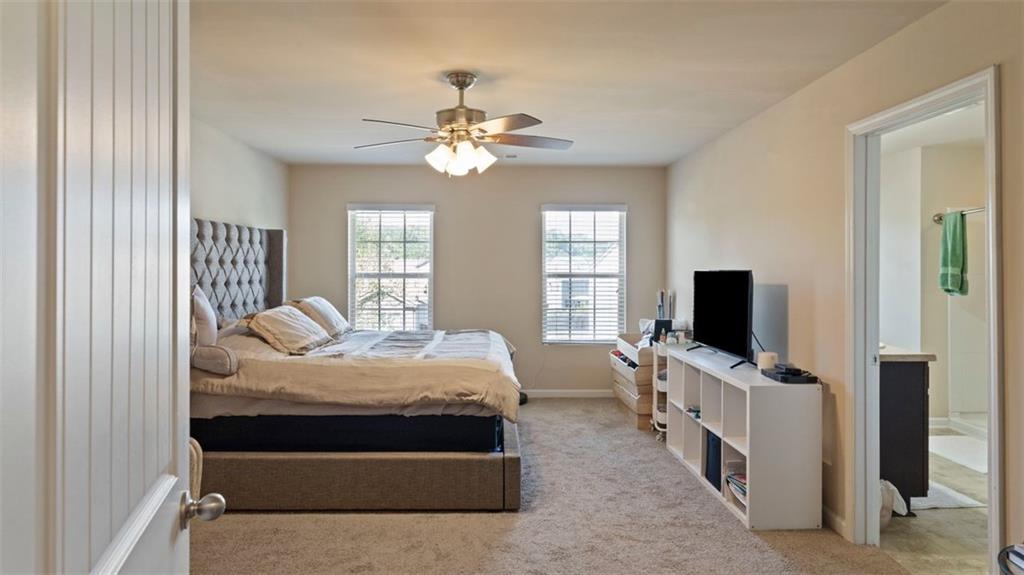 816 LAKE CHASE