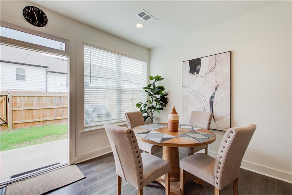 114 AUBURN VALLEY Way