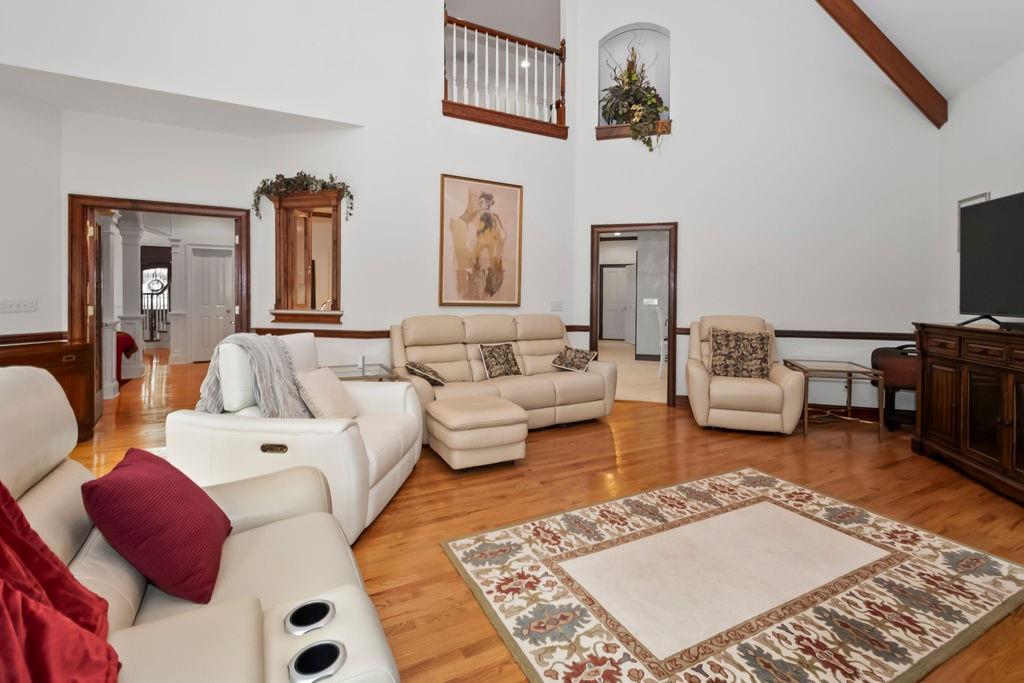 120 ISLAND COVE Drive