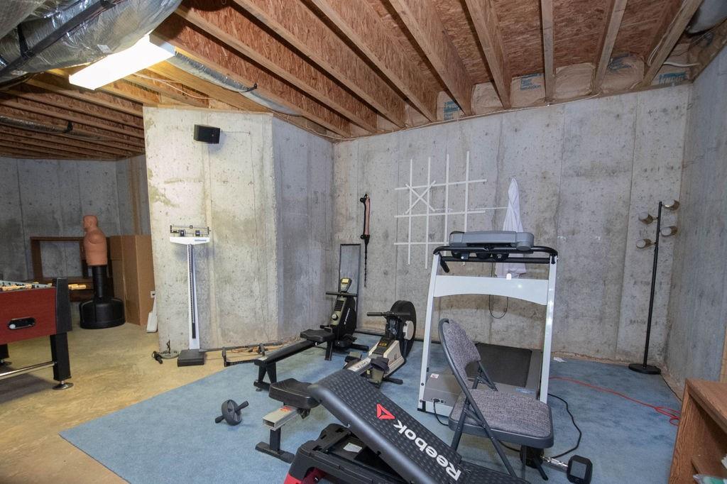 120 ISLAND COVE Drive