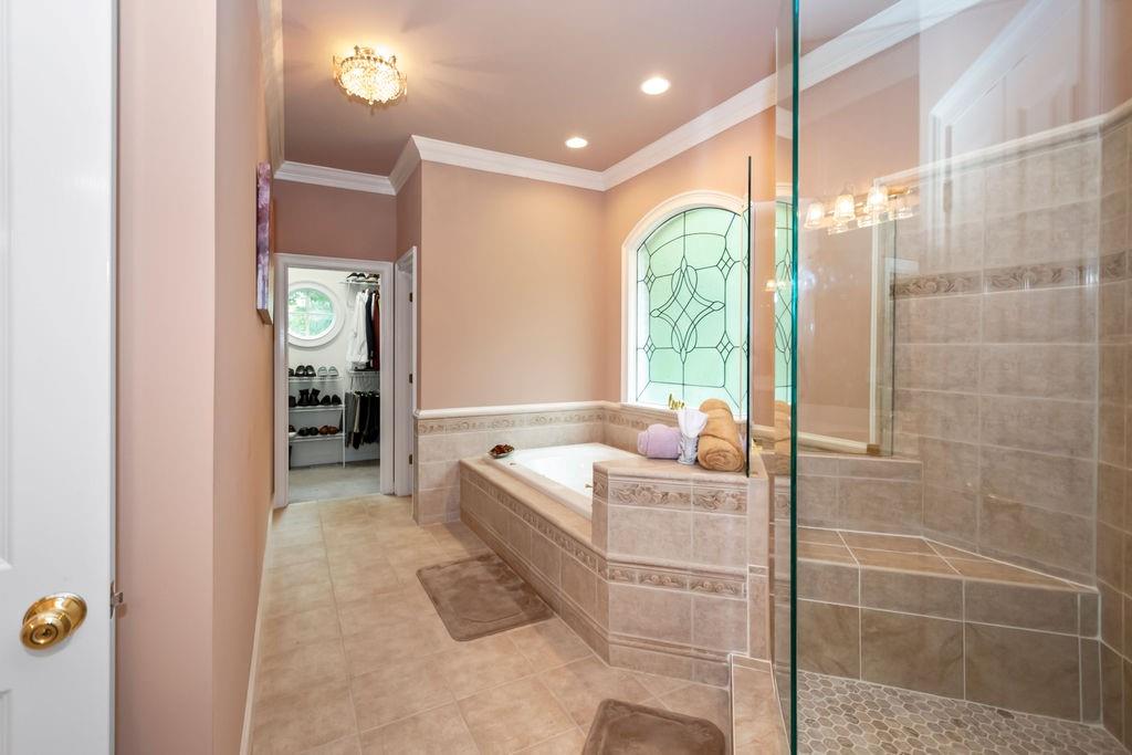 120 ISLAND COVE Drive