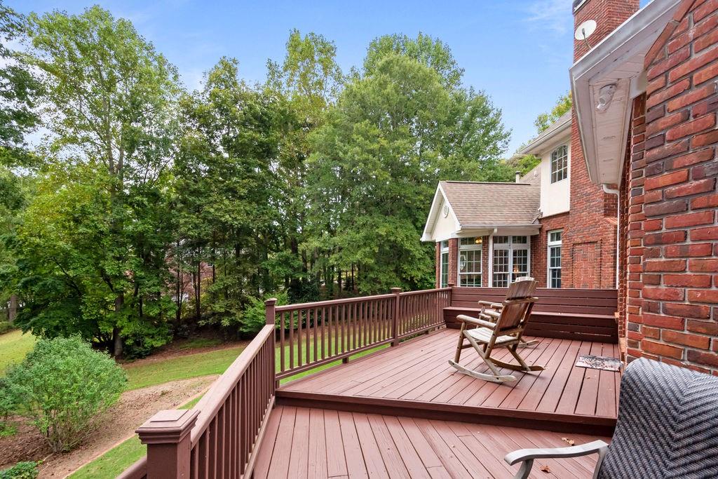 120 ISLAND COVE Drive