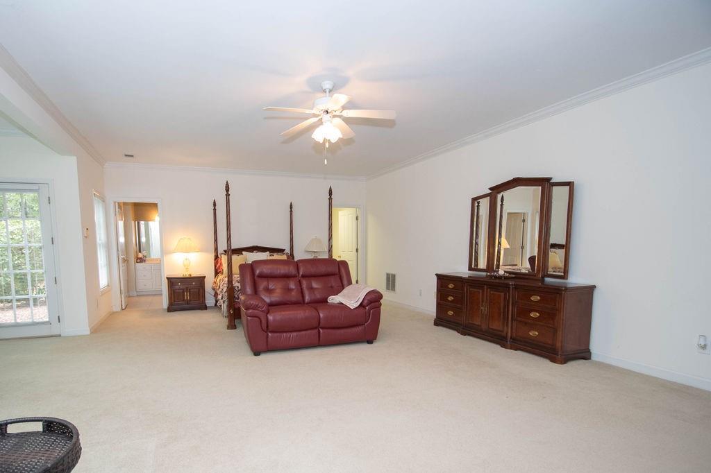 120 ISLAND COVE Drive