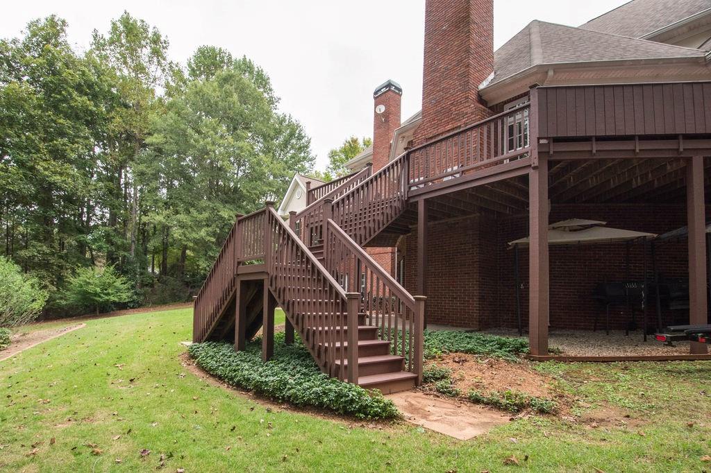 120 ISLAND COVE Drive