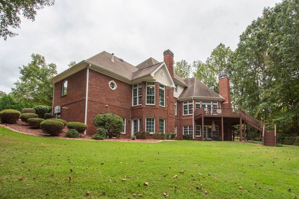 120 ISLAND COVE Drive