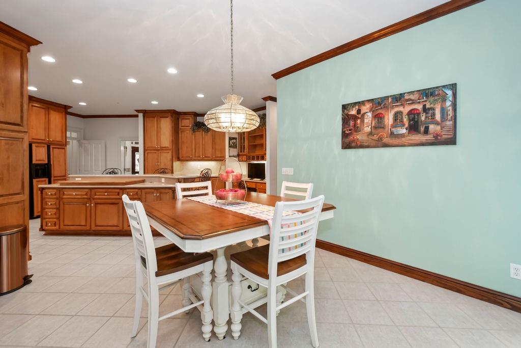 120 ISLAND COVE Drive