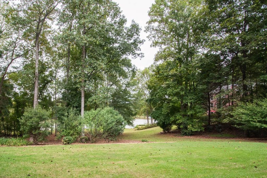 120 ISLAND COVE Drive