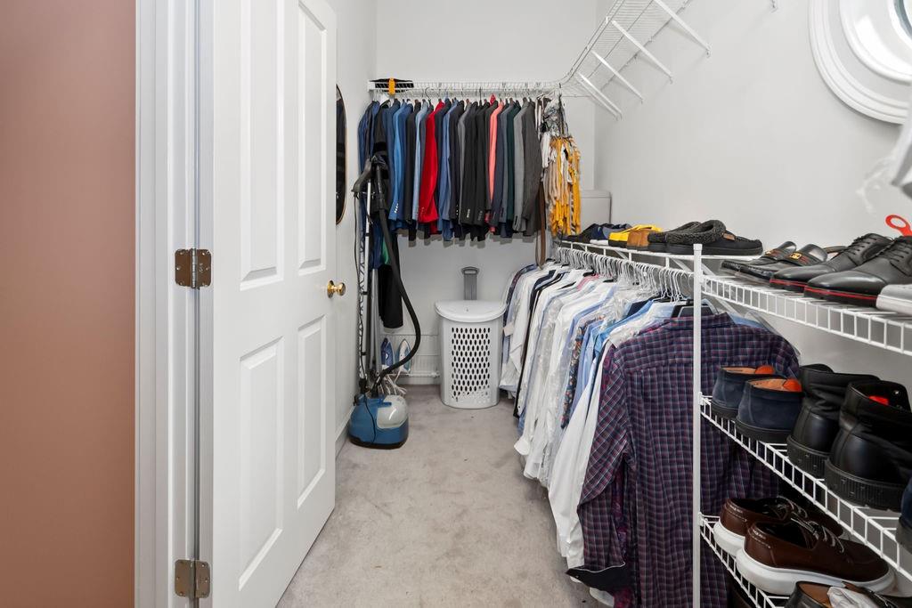 120 ISLAND COVE Drive