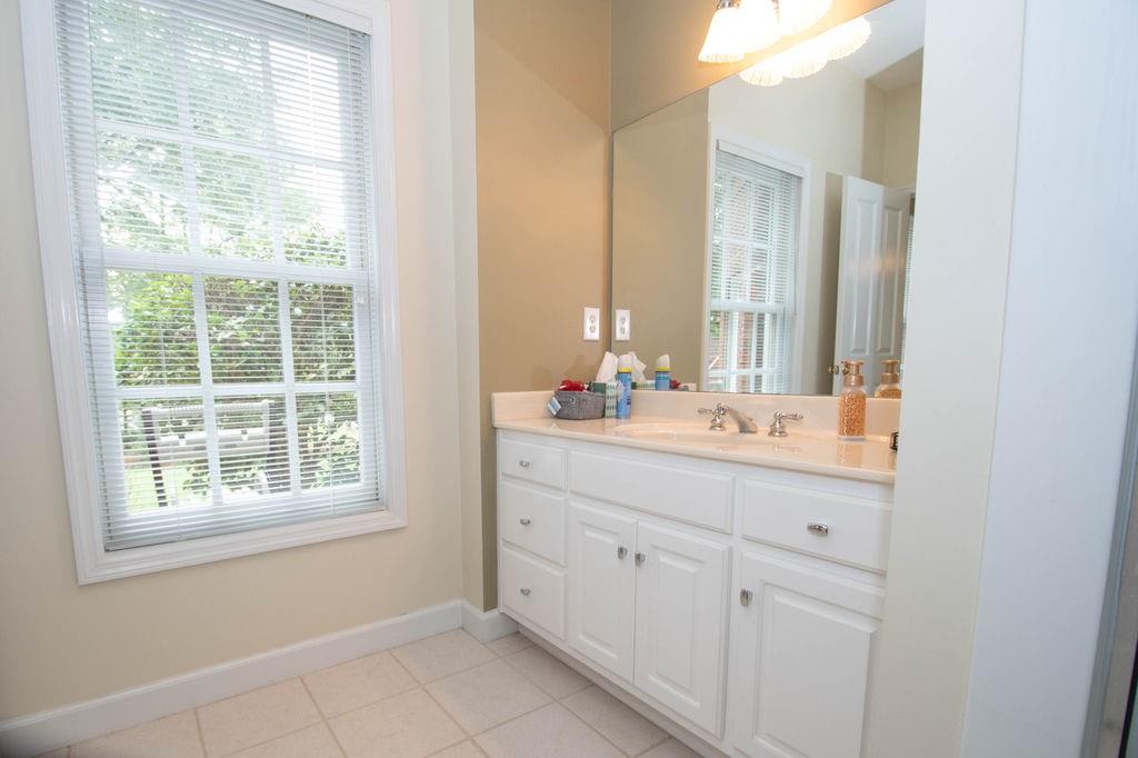 120 ISLAND COVE Drive