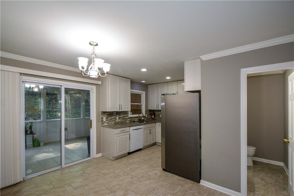 591 Wentworth Drive NW