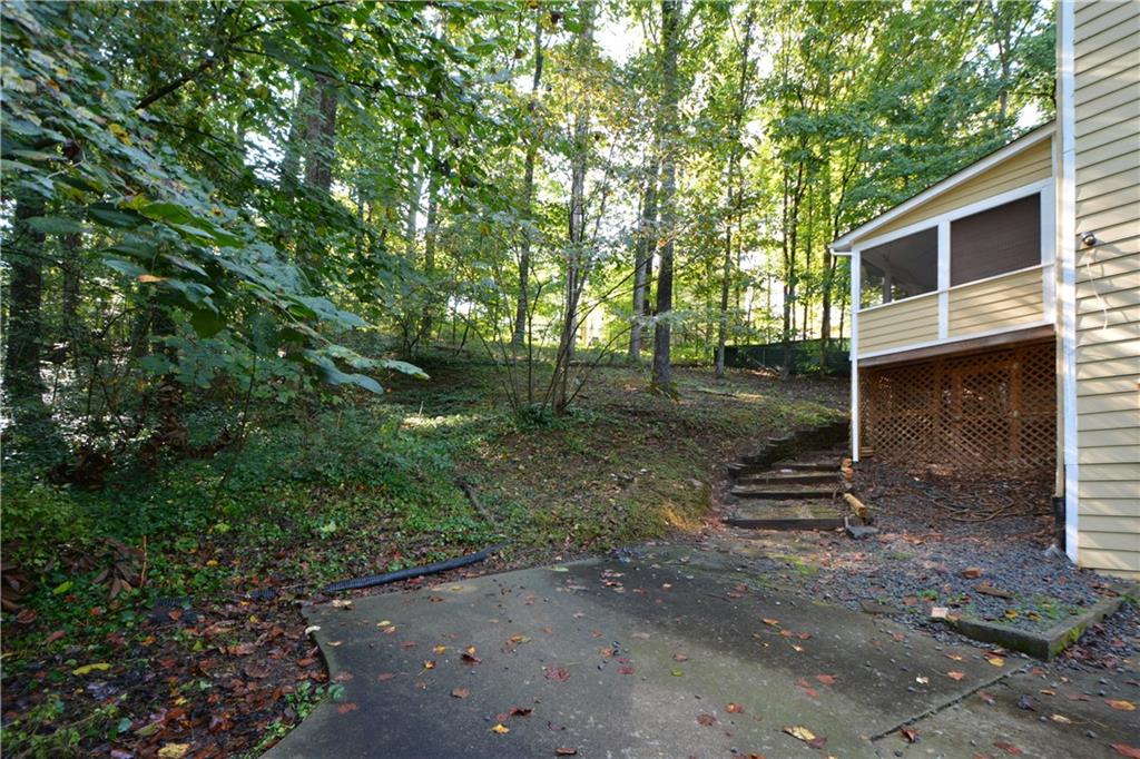 591 Wentworth Drive NW